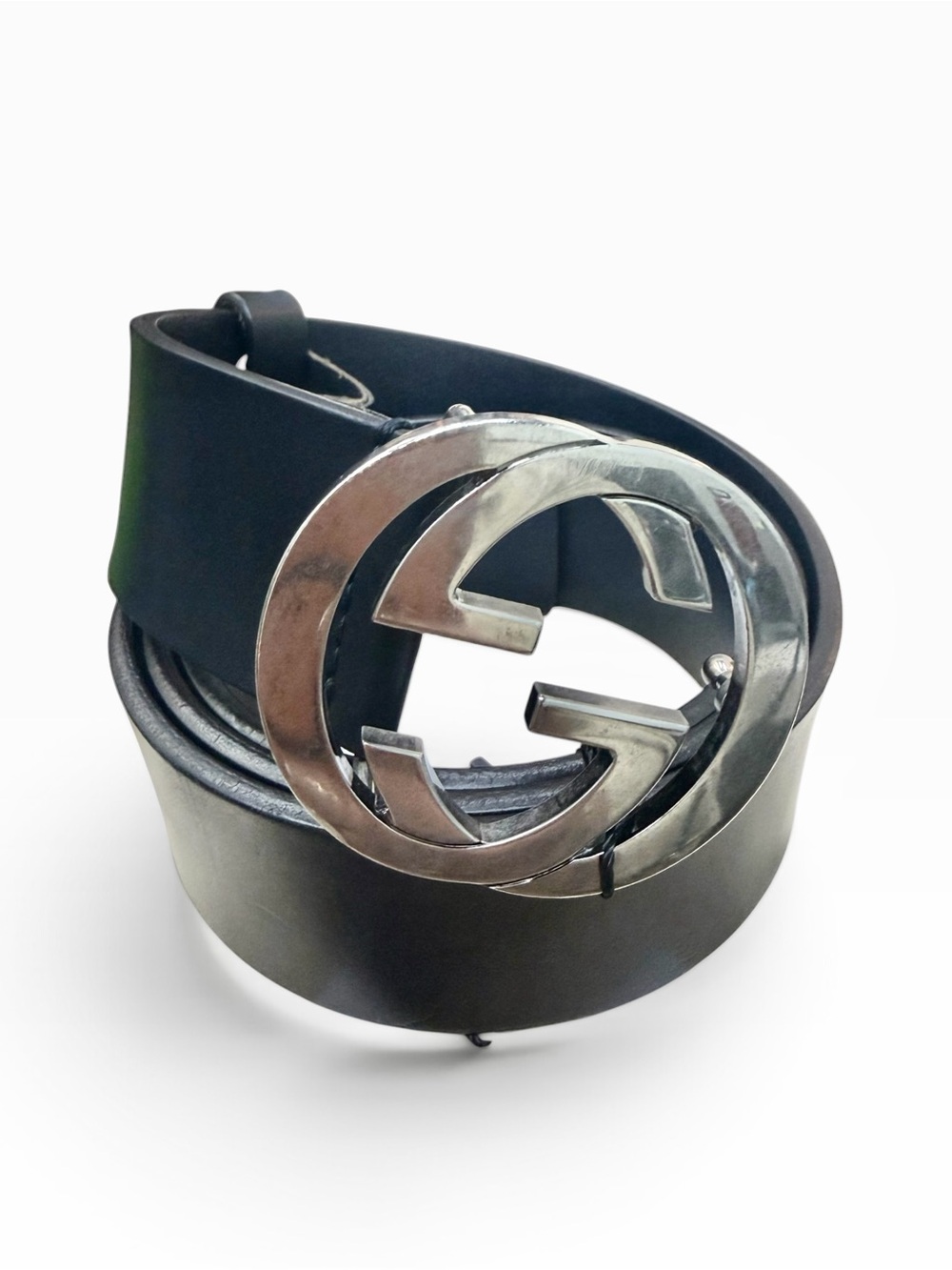 Gucci Black Leather Belt with Silver Double-G Buckle